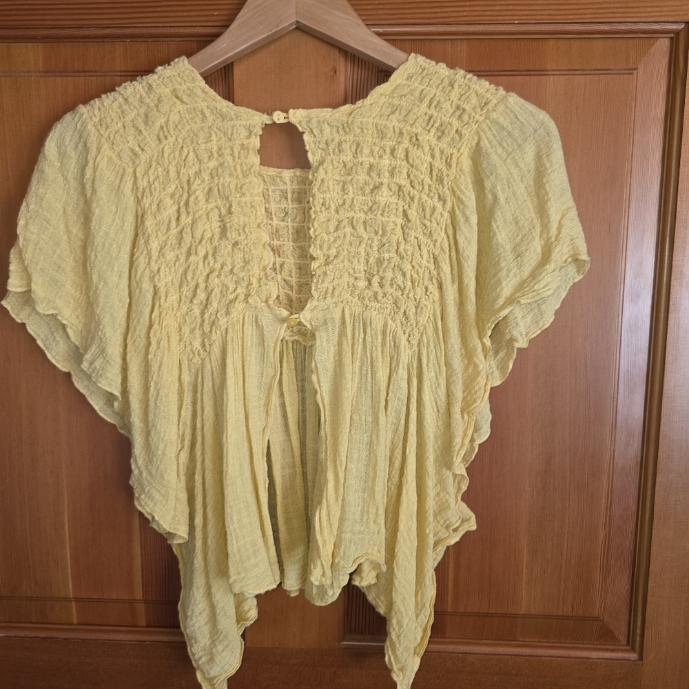 Free People XS Gauzy Yellow Smocked Boho Flutter Top - Picture 2 of 9